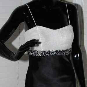 Formal Prom Dress White Seq. Black - Size 4 NWT